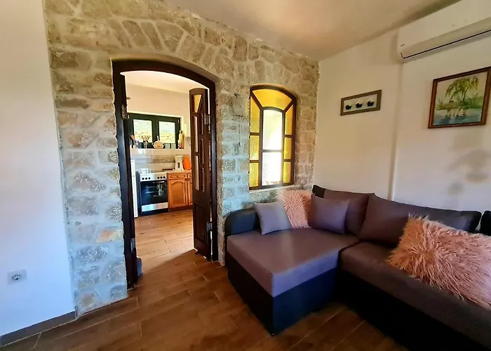 Sunshine Apartment *